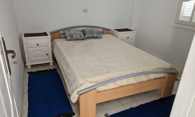 Hammamet Sud Casa | Room With big bed in Quiet Area not far From Beach