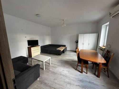 Psie Pole Casa | Room with private bathroom - Self check-in