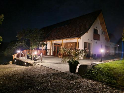 Sentilj v Slovenskih Goricah Casa | Rooms & Wine Lilek