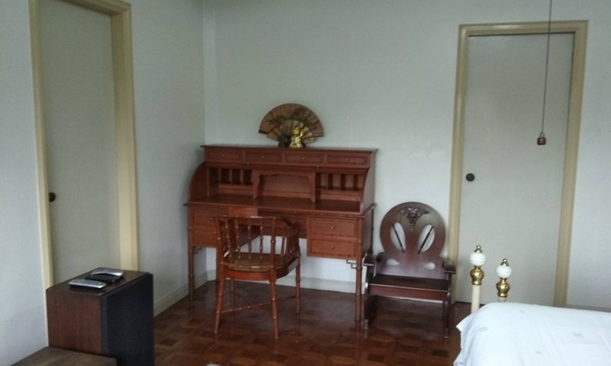 Quezon City Casa | Roosevelt Avenue Penthouse (5 habitaciones, 5 baños)