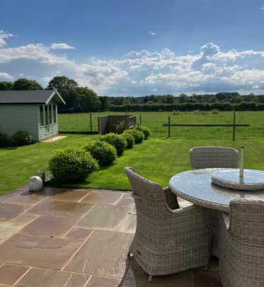 Melton Constable Cama Y Desayuno | Roper Bungalow