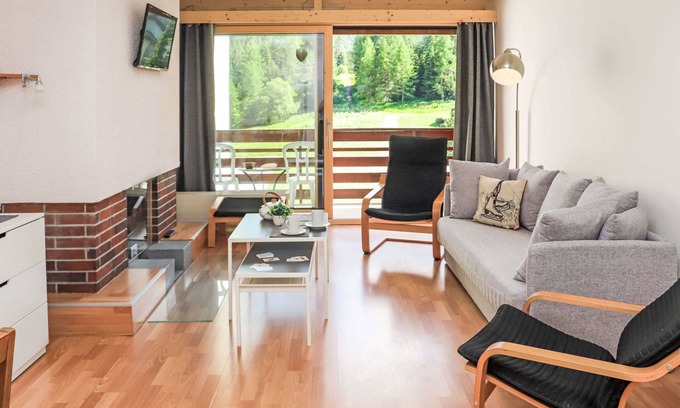 Noveli Apartamento | Rosablanche A24 by Interhome