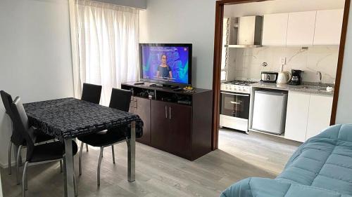 Ramos Mejia Apartamento | Rosales.RM - Depto completo 2 ambientes con patio.