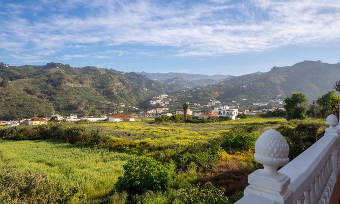 Teror Apartamento | Casa Rosalía. Apartamento con vistas a la montaña.