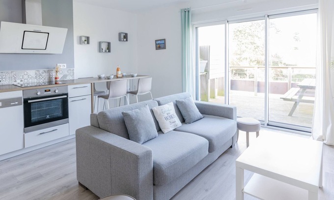 Ploudalmezeau Apartamento | ROSCAROC ENEZ KARN - Nice T2 sea view near the beach