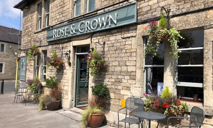 Hinton Charterhouse Casa | Rose And Crown
