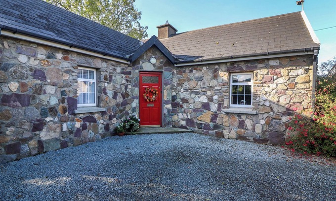 Ramsgrange Cabaña | ROSE COTTAGE, family friendly in Duncannon, County Wexford