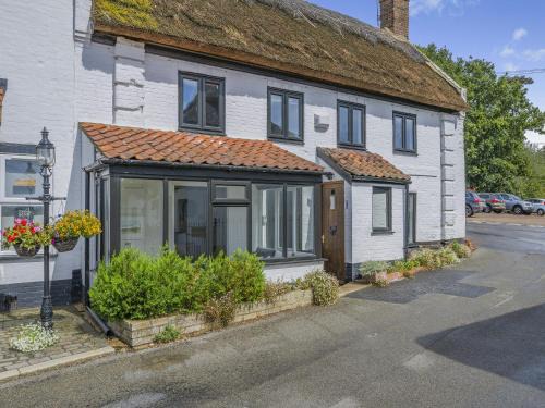 Reedham Casa | Rose Cottage
