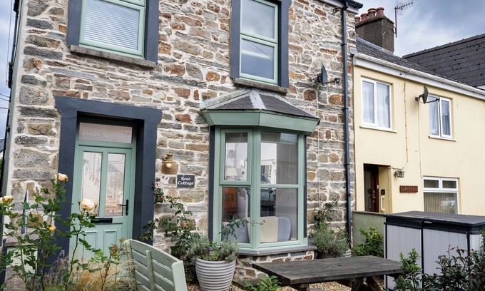St Dogmaels Cabaña | Rose Cottage, ST DOGMAELS