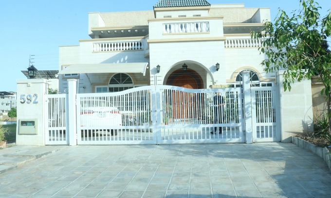 Bahria Town Hotel | Rose Garden Family Villa
