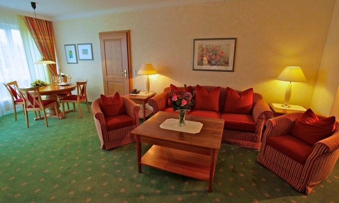 Schluchsee Apartamento | Rose garden suite with shower/WC and balcony