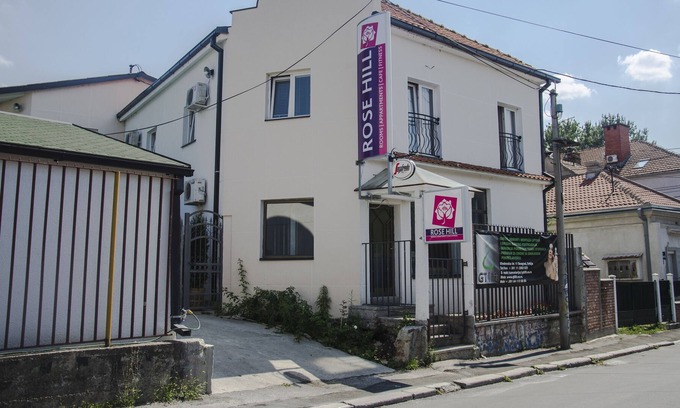 Vozdovac Hotel | Rose Hill