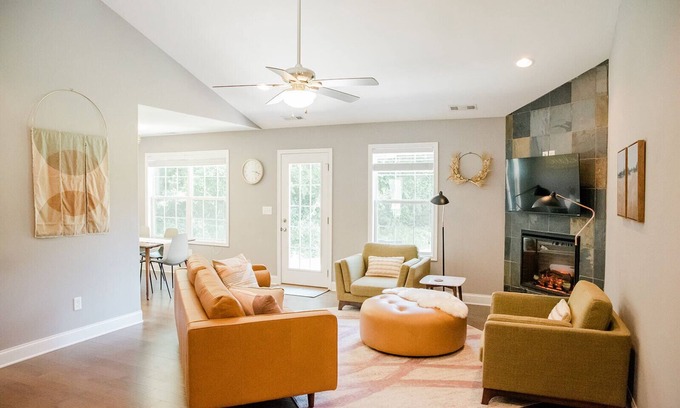 Knoxville Casa | Rose of Sharon Home - 14 Min to Downtown Knoxville