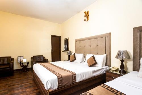 Gulberg Hotel | Rose Palace Hotel, Liberty