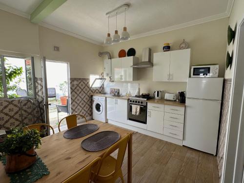 Foz do Arelho Casa | Rose's Cottage Foz