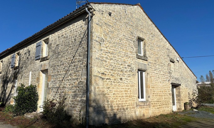Fontenay-le-Comte Casa | Rose Trémière - Apt 3