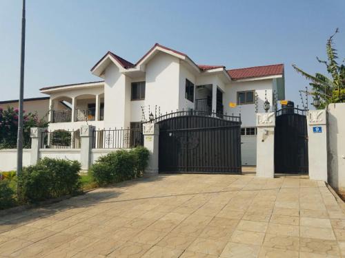 Nungua Casa | Rose Villa
