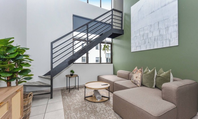 Parkwood Apartamento | Rosebank's Finest: 2-Bedroom Penthouse Living