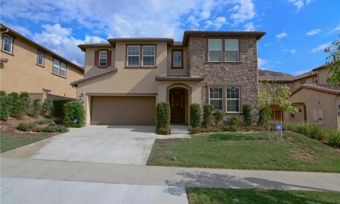 Azusa Casa | Rosedale Azusa