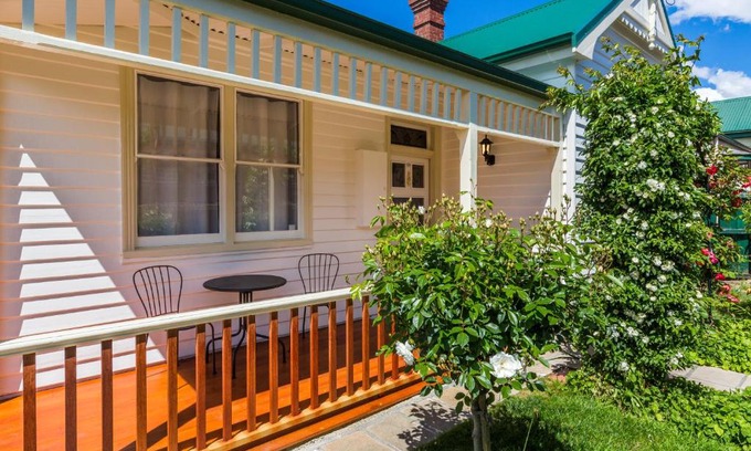 North Hobart Casa | Rosehaven Cottage