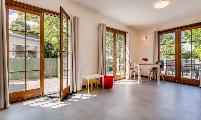 North Hobart Casa | Rosehaven Cottage