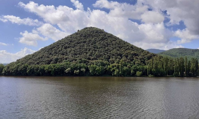 Piediluco Apartamento | Rosella House on the Lake - Marmore Falls