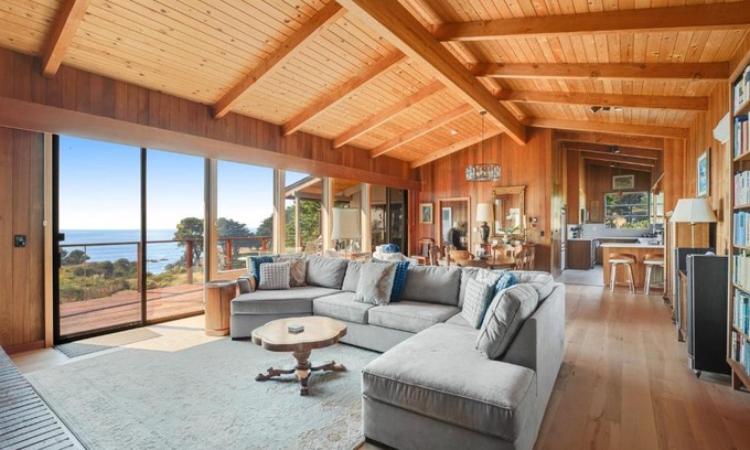 Mendocino Casa | Rosemary's Retreat