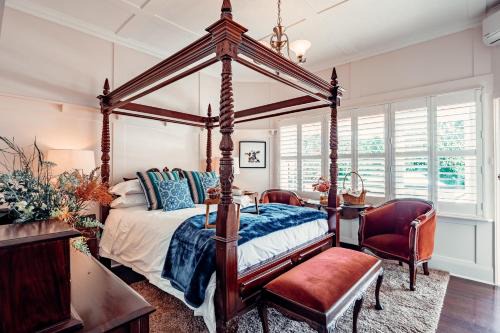 Noojee Cama Y Desayuno | Rosemont House Luxury BnB Suites