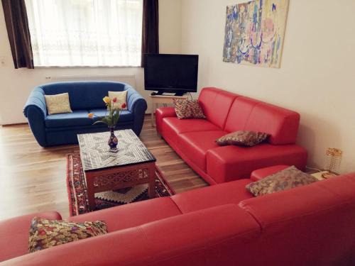 Zweibruecken Apartamento | Rosen und Rosse