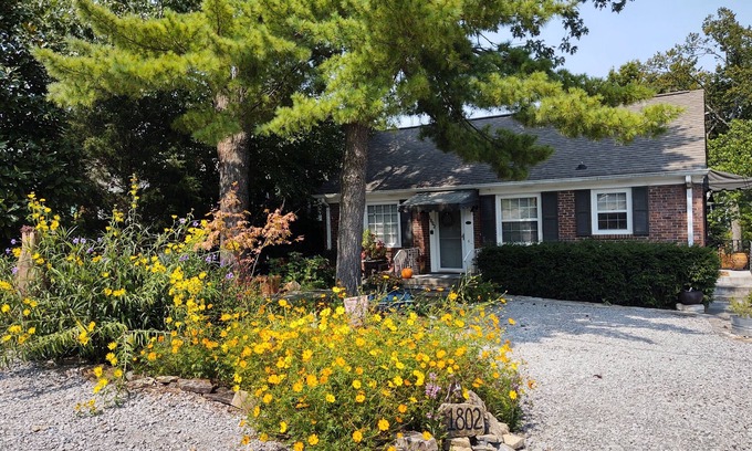 Belmont - Hillsboro Casa | Rosewood Ave. Bungalow