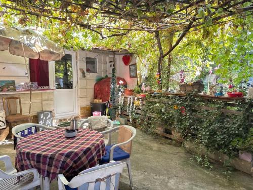 Skopje Casa | Rosewood Balkan Cottage