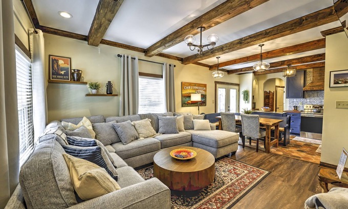 Northside Casa | Sleeps 8, hot tub, family friendly with fenced yard, arcade, fire pit