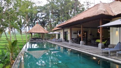 Sambahan Villa | Rouge - Private Villa Condense