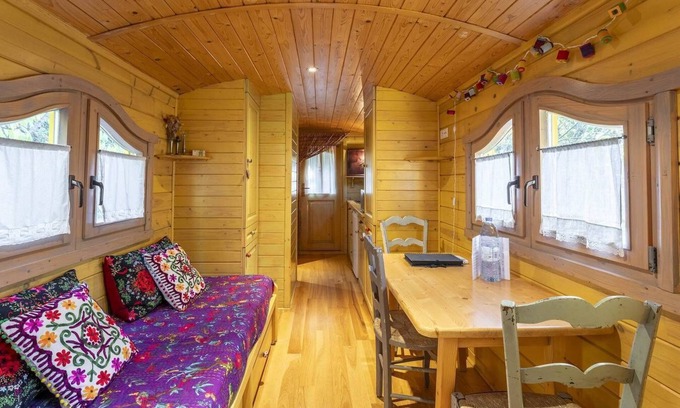 St.-Remy-de-Provence Casa | Caravana-BOHEME-Baño con ducha-Vista al Jardín