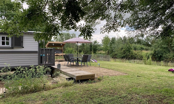 Vix Casa | Roulotte, Canoe, 4 bikes Marais Poitevin La Rochelle
