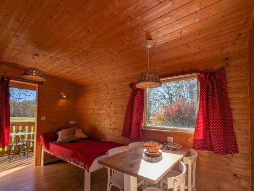 Mouhers Casa | *Roulotte cosy avec piscine, pétanque et jardin près de la maison de George Sand* - FR-1-591-77
