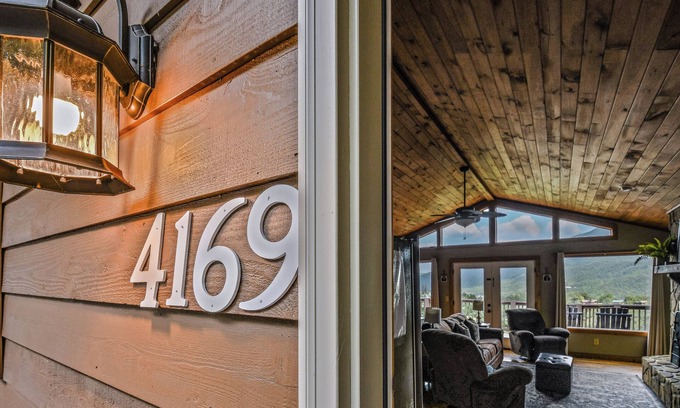 Wears Valley Cabina | Roundtop Mountain Ridge