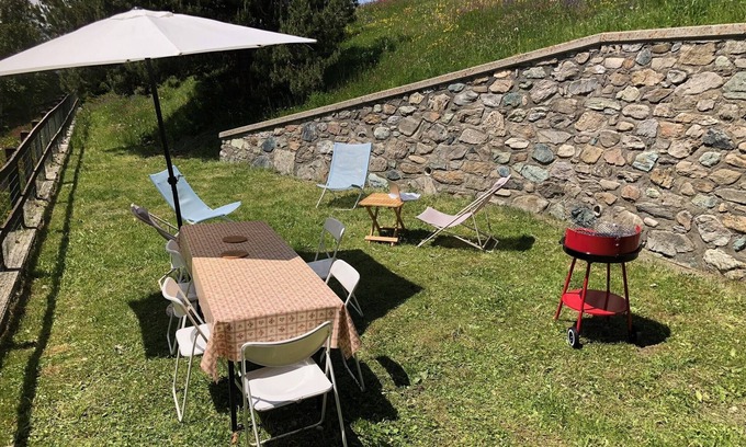Plein Soleil Apartamento | A BATERIA - AOSTA APARTAMENTO AMPLIO Y SOLEADO CON VISTAS AL JARDÍN EN LAS PISTAS