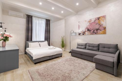 Lviv City Center Apartamento | Royal apartment on Lysenka 5