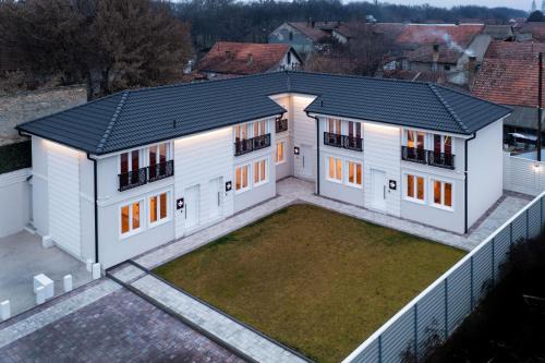 Subotica Apartamento | Royal Crown Apartments