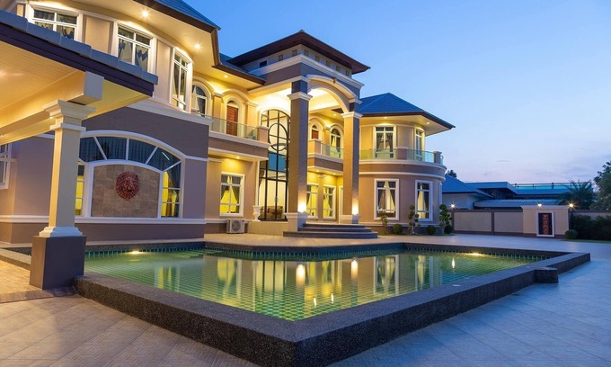 Cha-am Casa | Royal Graces Luxury