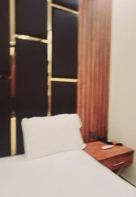 Loralai District Hotel | Royal Gulshan Hotel