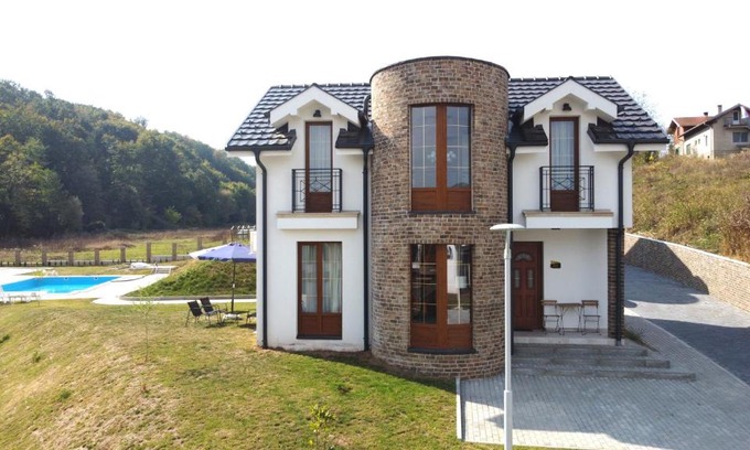 Central Serbia Villa | Royal King