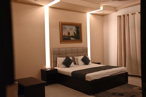 Bahawalpur Cama Y Desayuno | Royal Mark Lodges