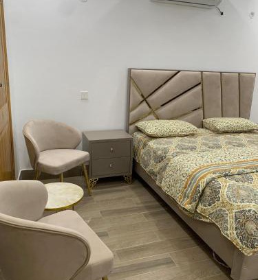Lahore Apartamento | Royal night hotel