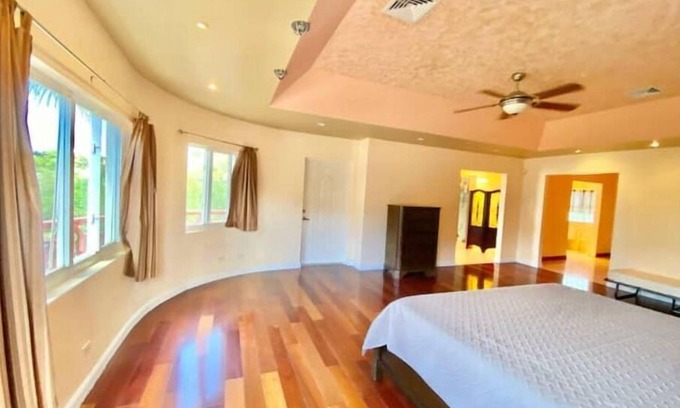 Testman Casa | Royal Palms Estate