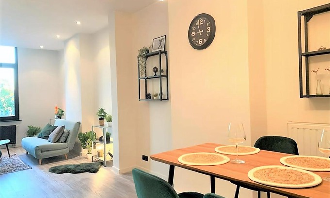South Antwerp Apartamento | Royal South - Apartment Antwerp with Parkview