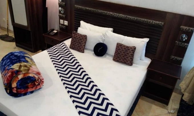 Lahore Hotel | Royal suites Hotel