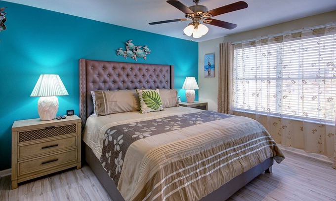 Clearwater Condominio | The Avalon Royal Tropical : Warm, Exotic and Colorful