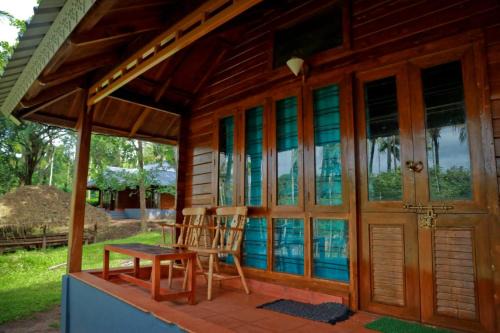 Kaimane Casa | Royal Wooden villa